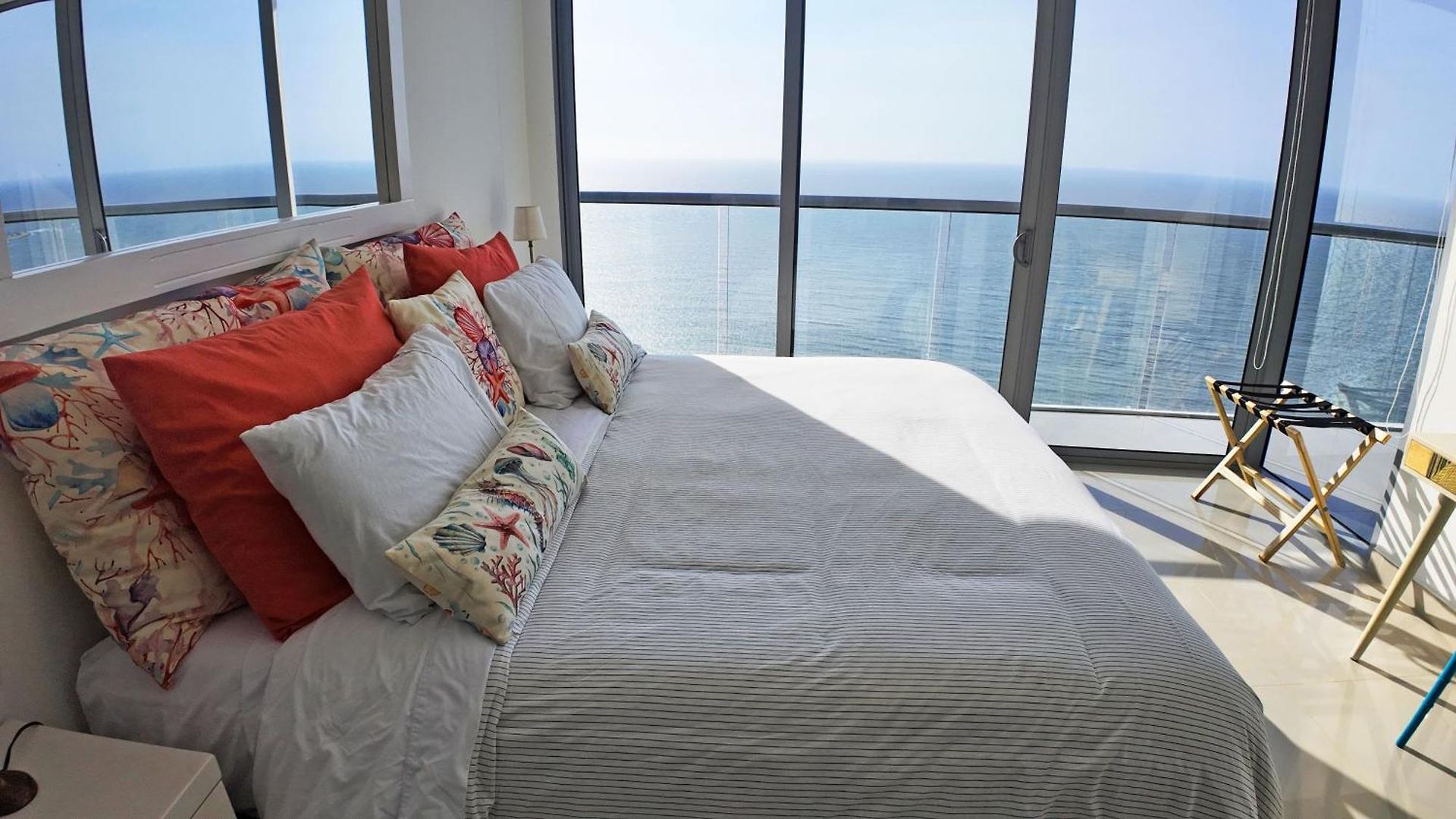Beautiful . Incredible Ocean Views, Morros Apartment