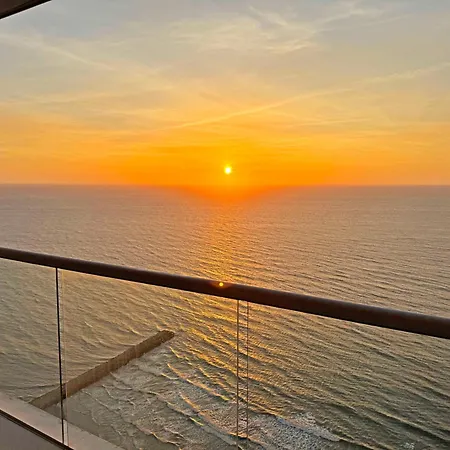 Apartment Beautiful . Incredible Ocean Views, Morros