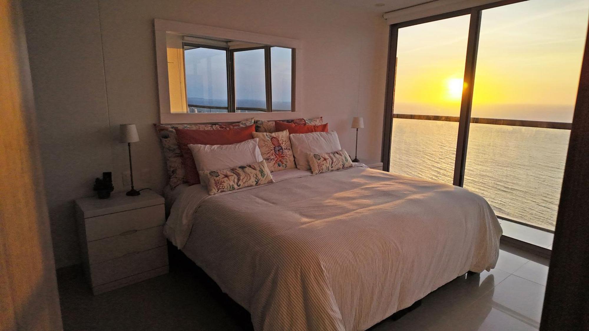 Beautiful . Incredible Ocean Views, Morros *