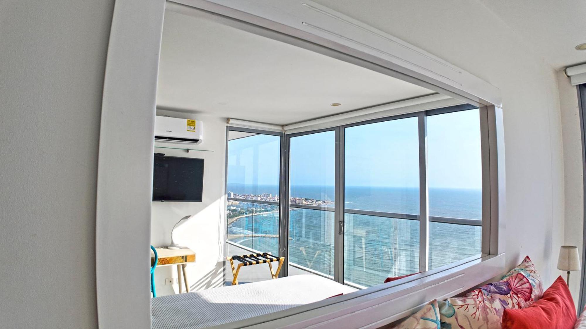 Beautiful . Incredible Ocean Views, Morros