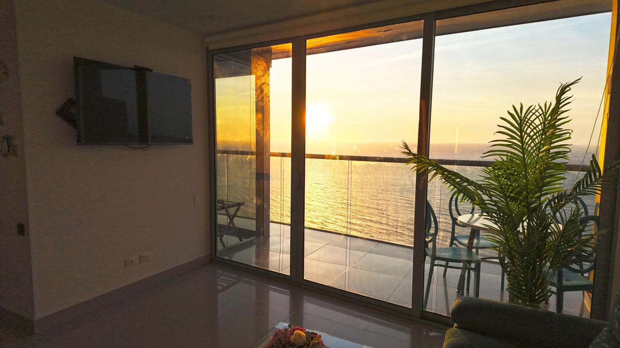 Beautiful . Incredible Ocean Views, Morros