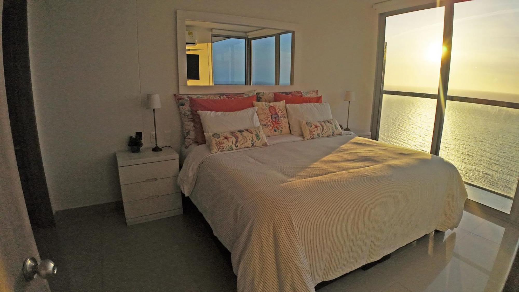 Beautiful . Incredible Ocean Views, Morros Apartamento *